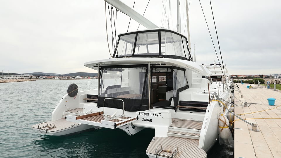 HATTORI HANZO yacht photo