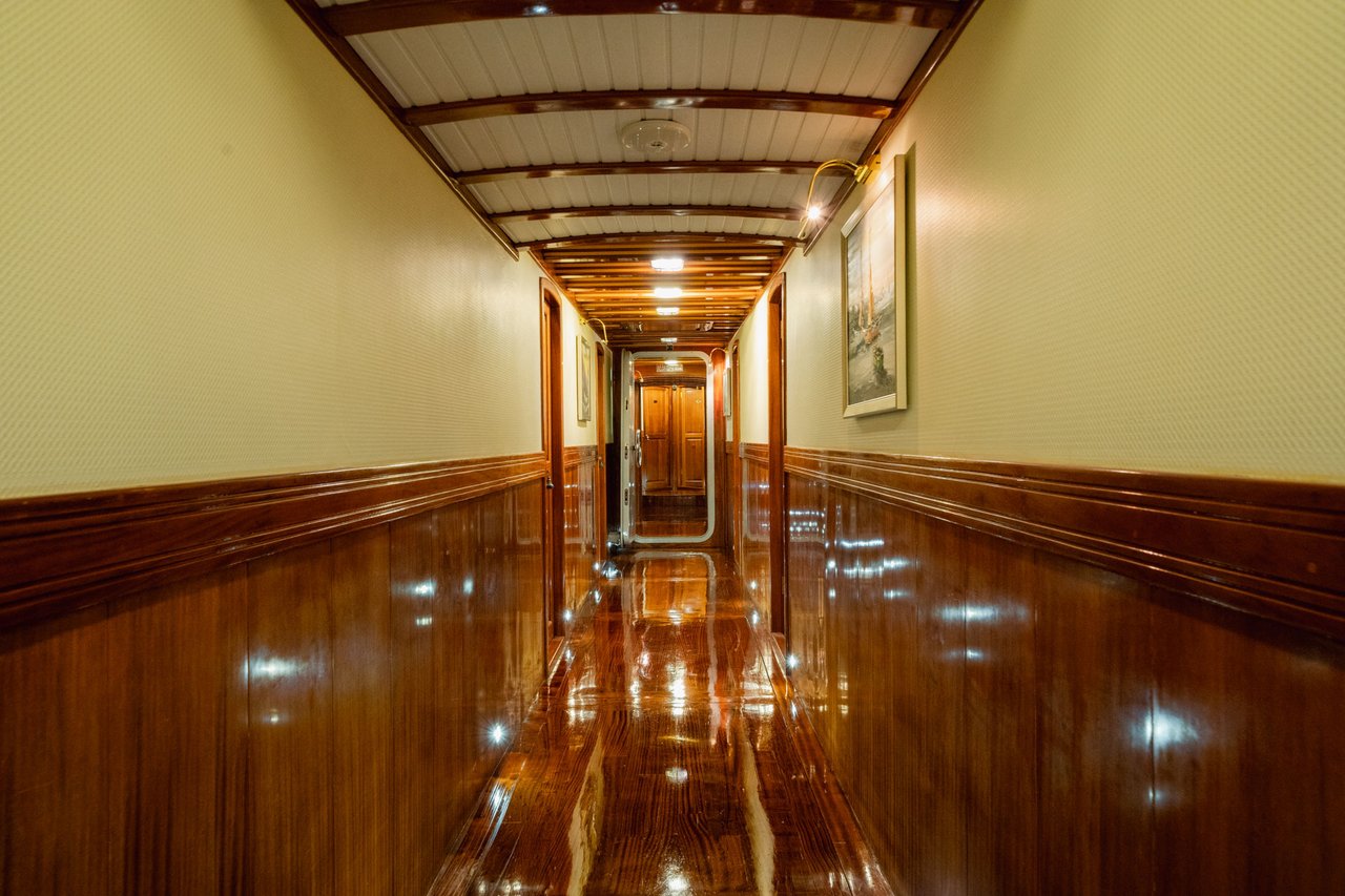 ADMIRAL - image 28