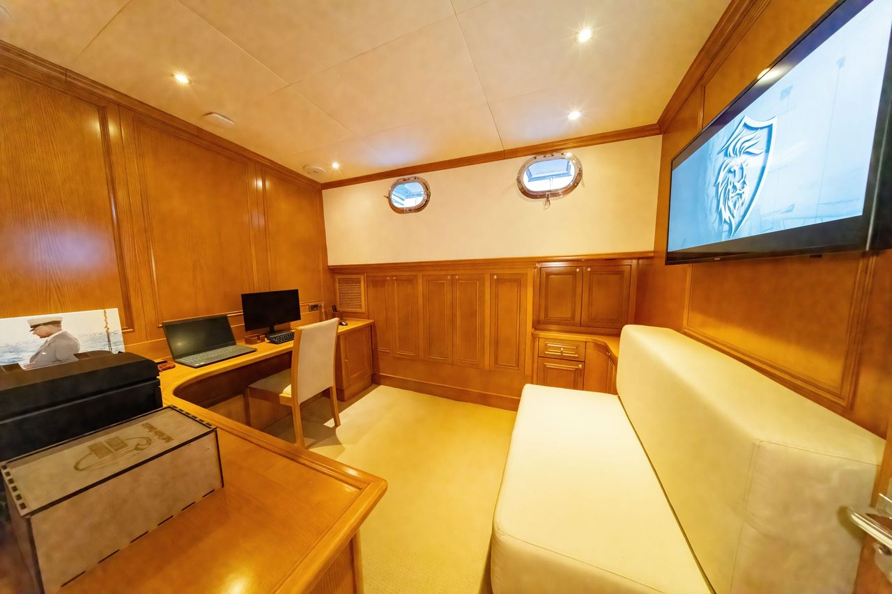 BABYLON - image 33