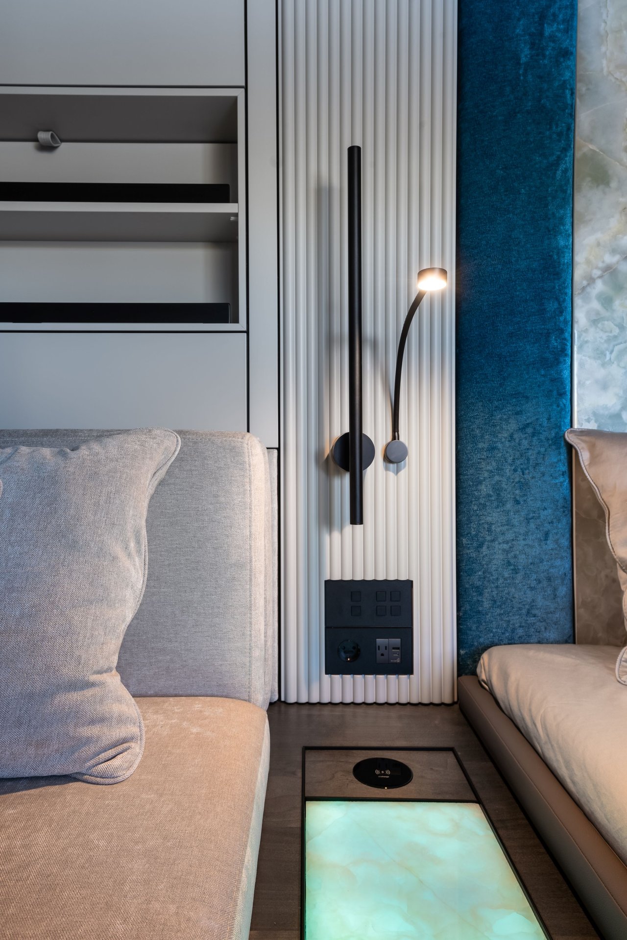 AGATA BLU - image 28