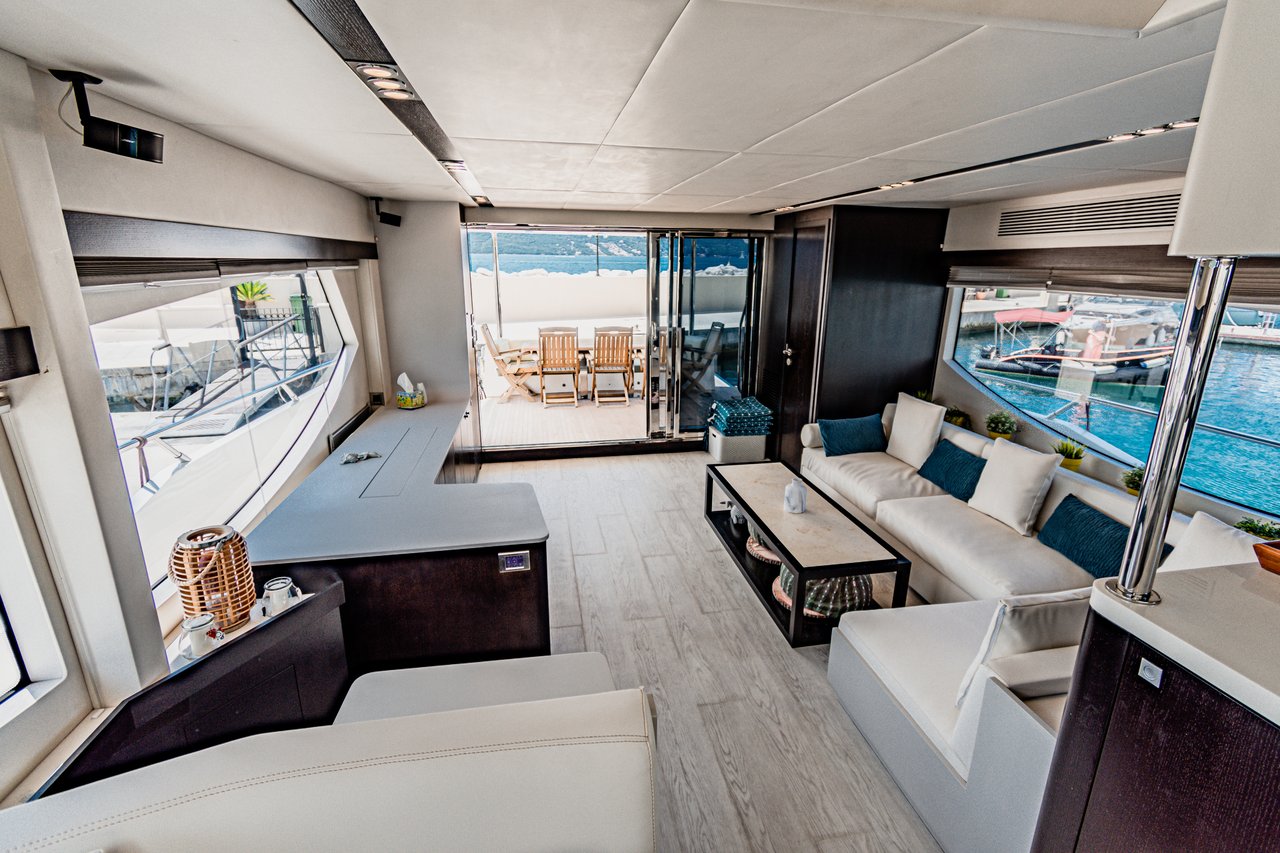 NUMARINE 78 FLYBRIDGE - image 33
