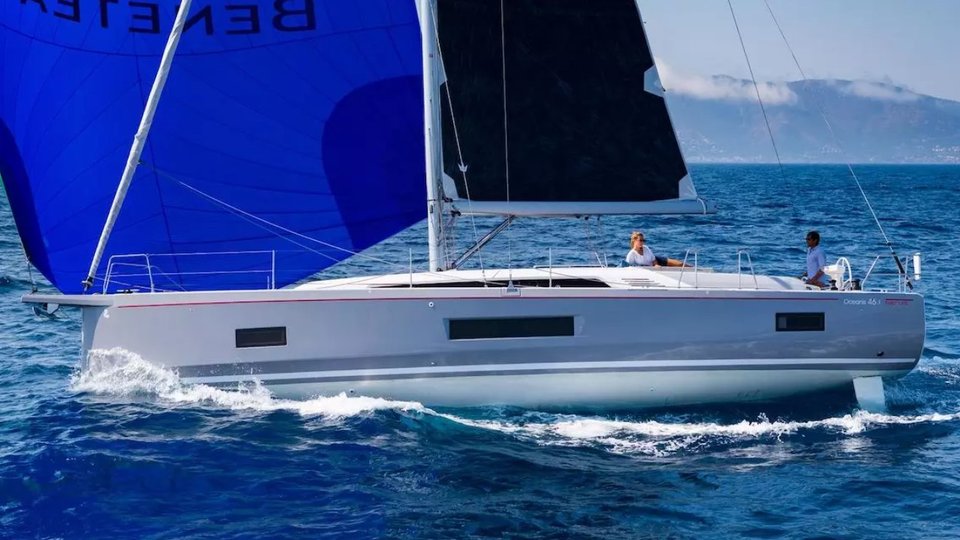 GOLDENEYE yacht photo