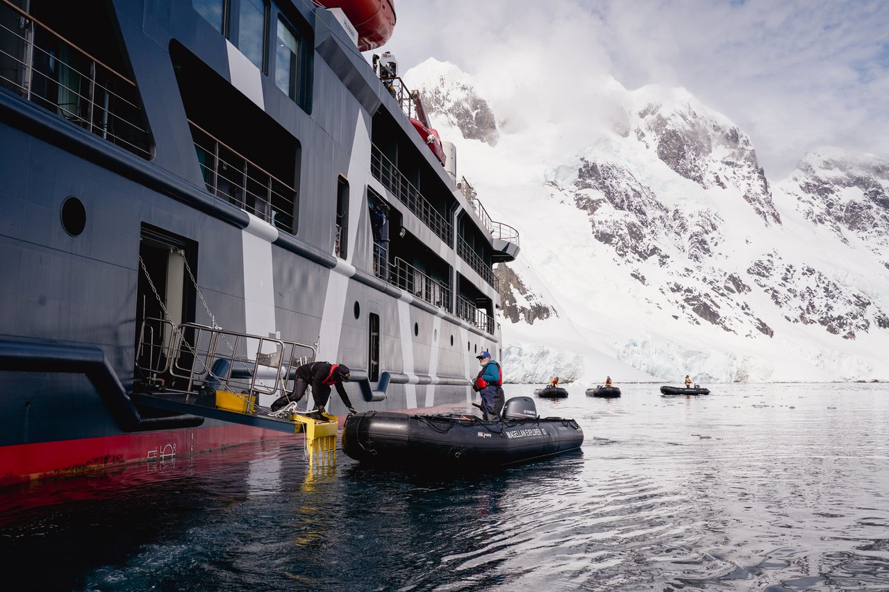 MAGELLAN EXPLORER - image 62