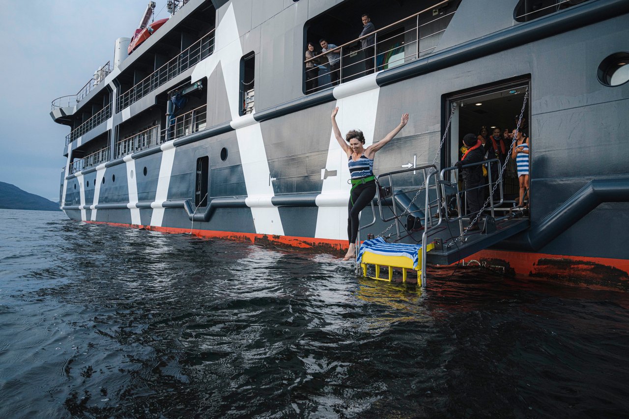 MAGELLAN EXPLORER - image 65