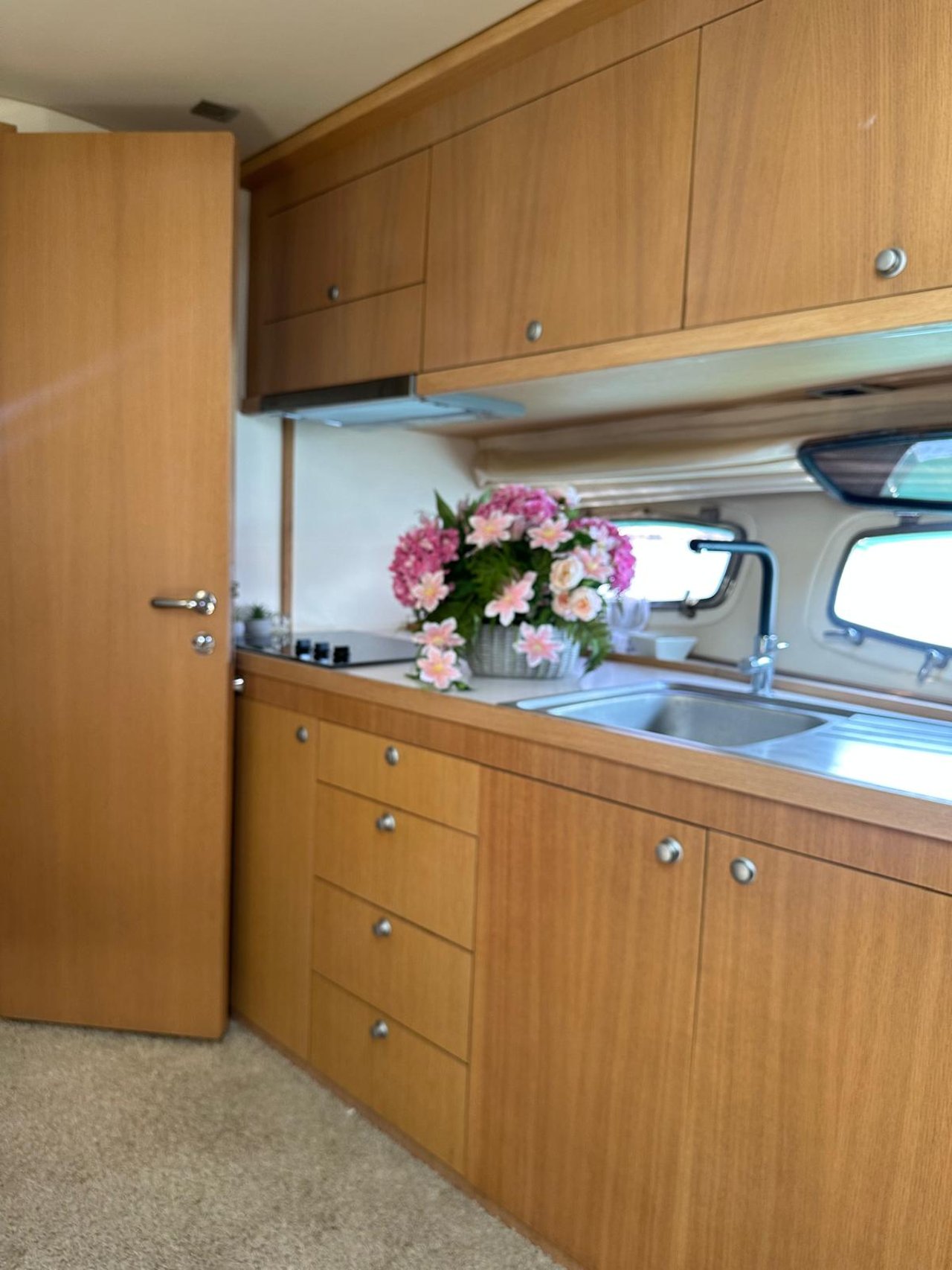 PEARLSEA 56 COUPE - image 3