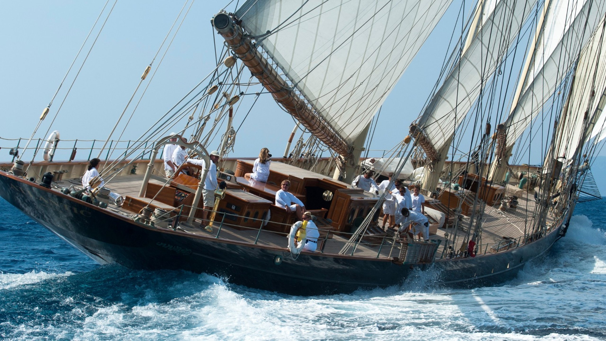 ATLANTIC gallery photo 5