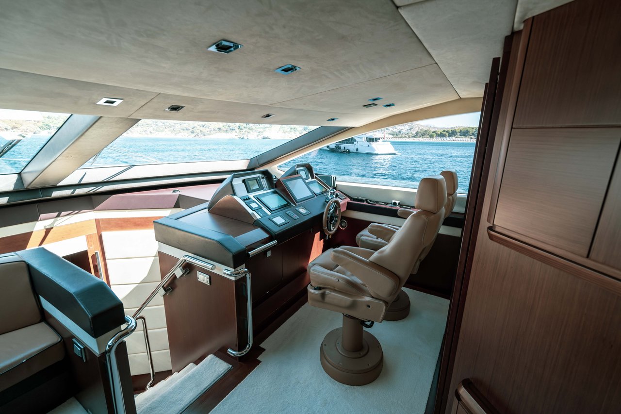 KOUKLES - image 38