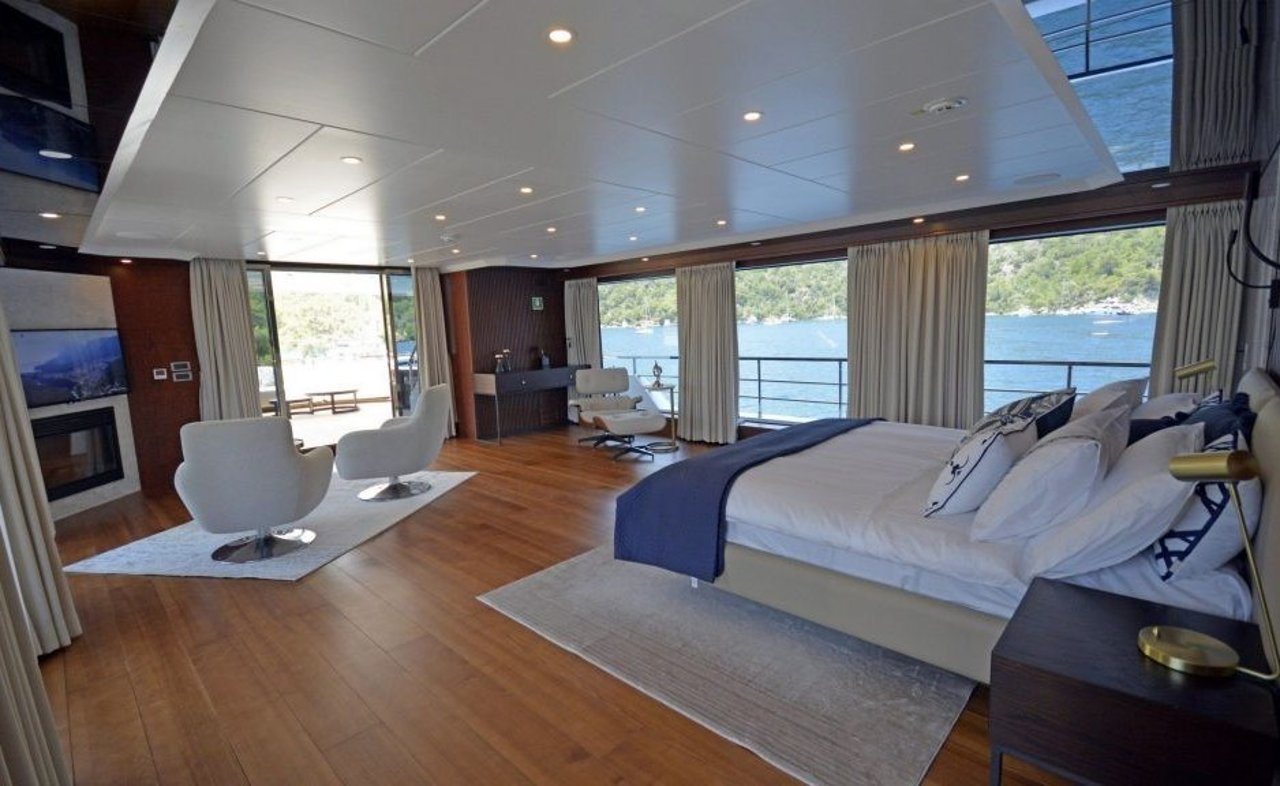 OCEAN BREEZE - image 27