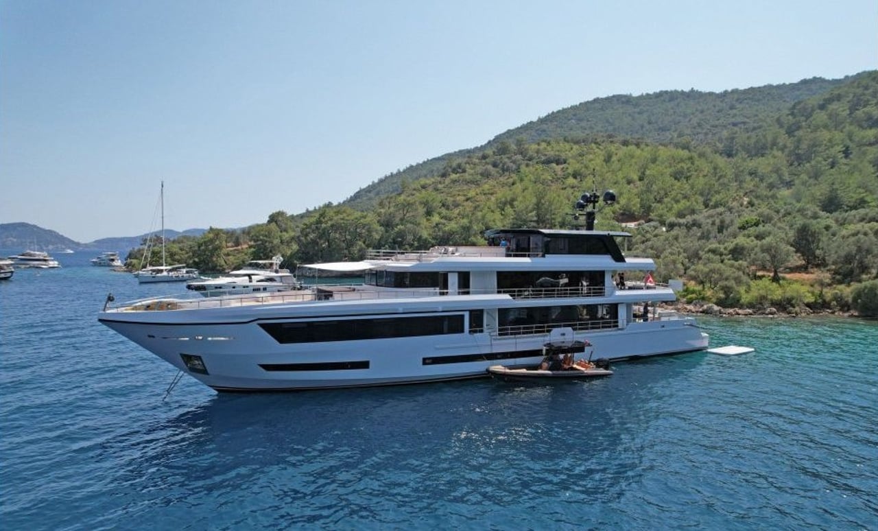 OCEAN BREEZE - image 6