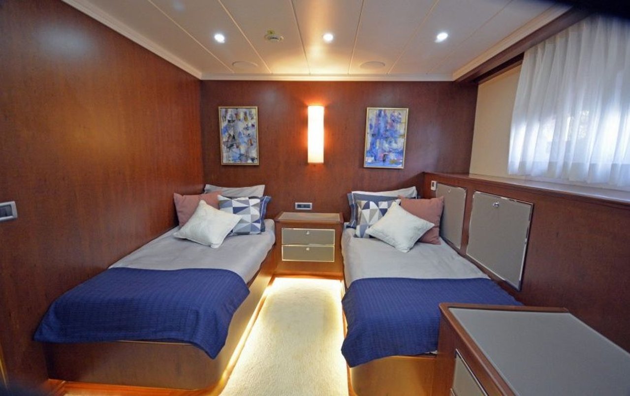 OCEAN BREEZE - image 39