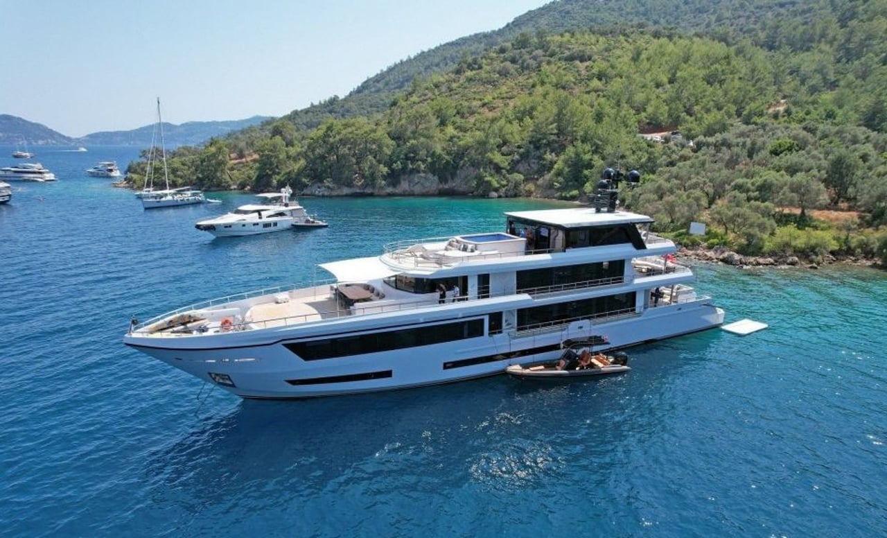 OCEAN BREEZE - image 5