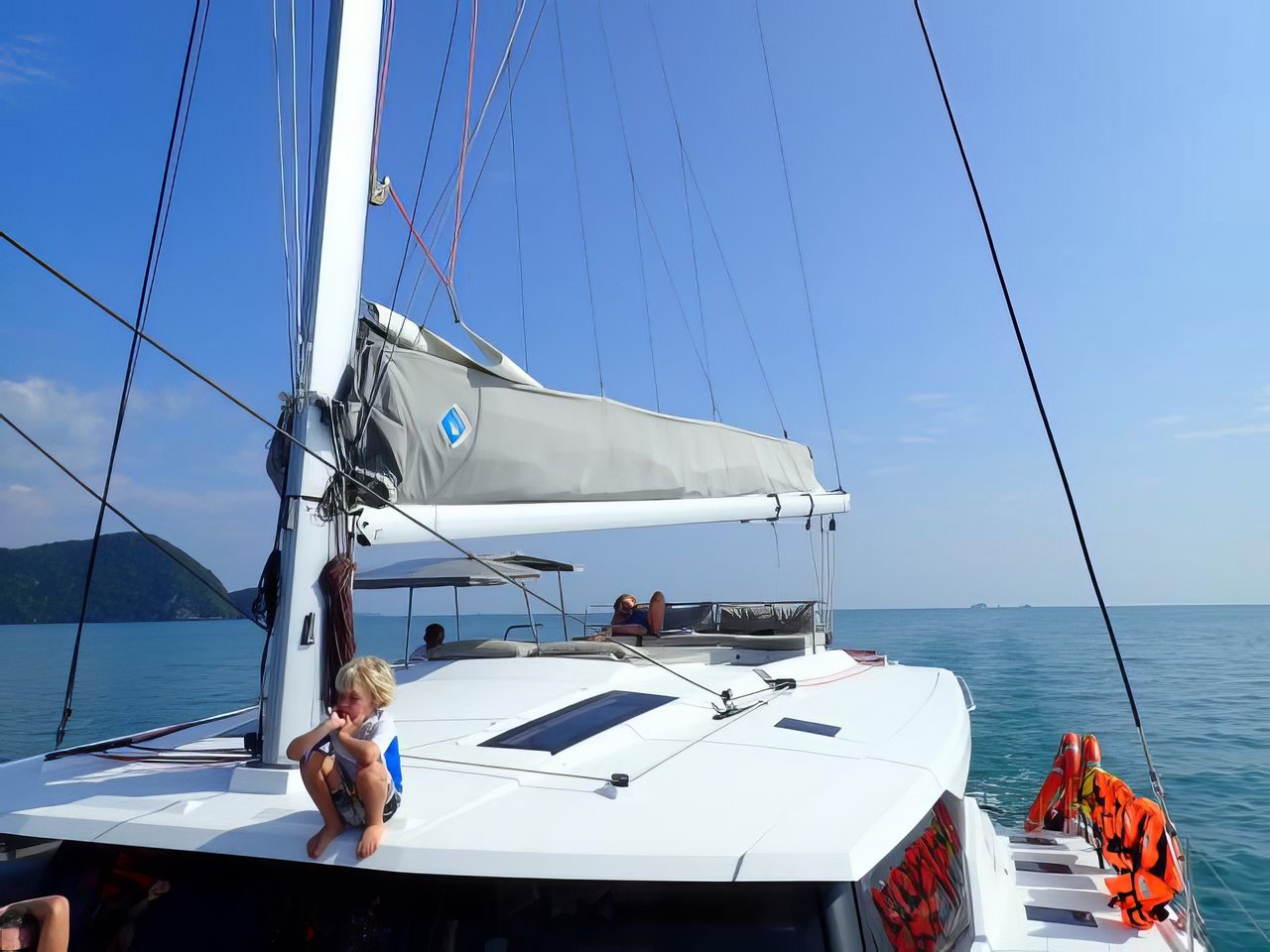 LOLA 2 - image 27