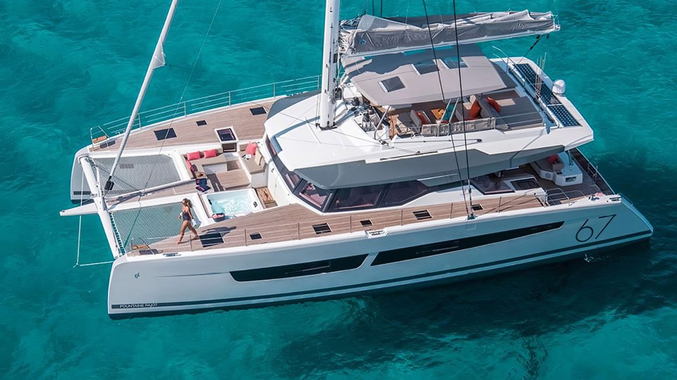 LISA OF THE SEAS yacht photo