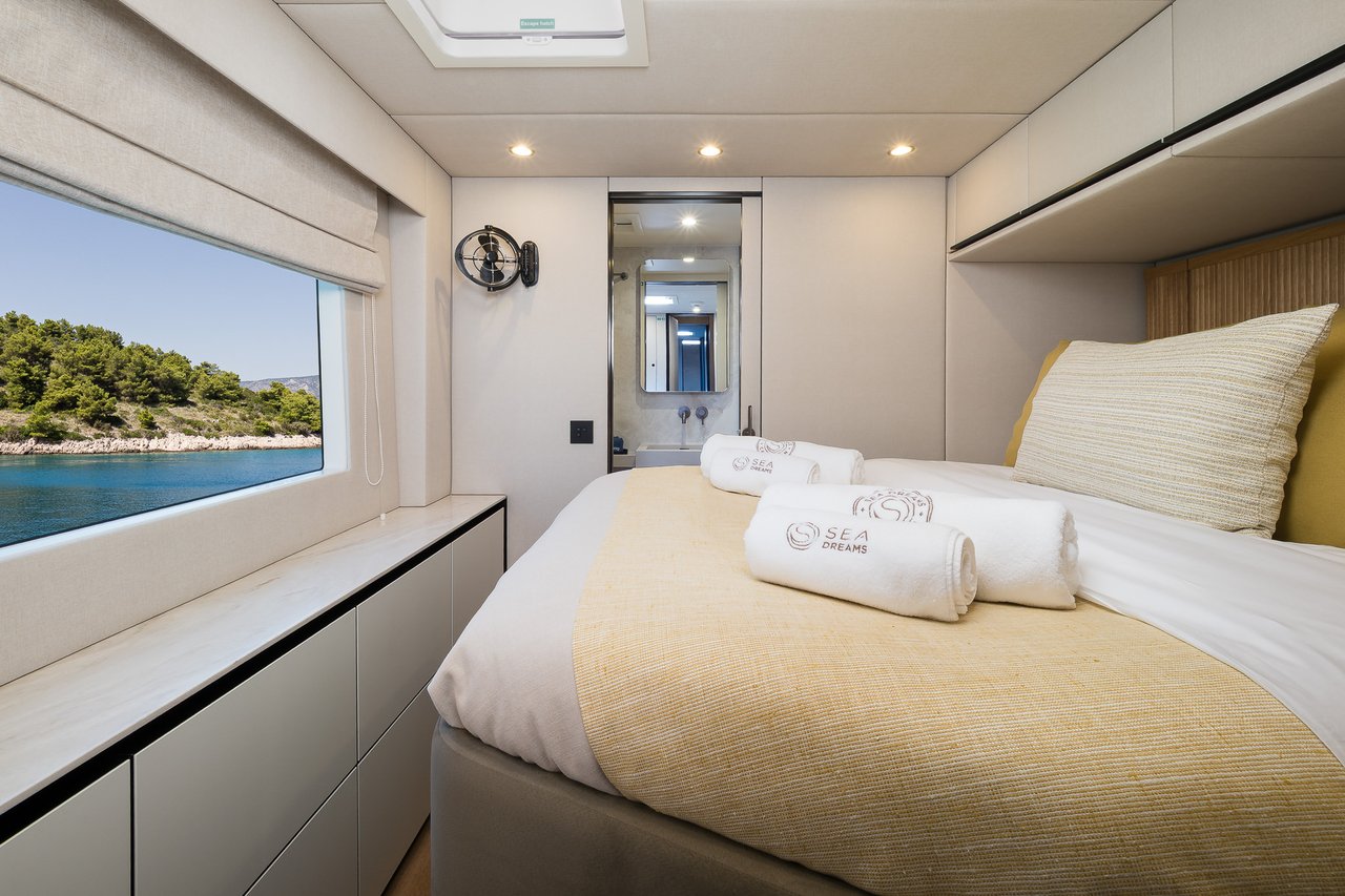 SEA DREAMS - image 35
